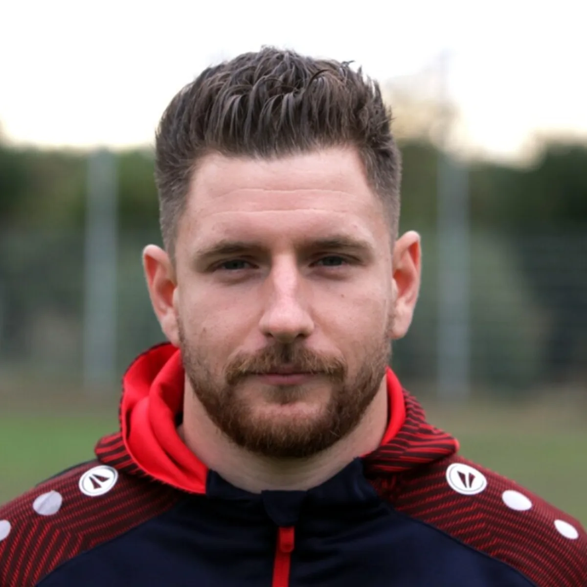 Julien, footballeur rééduqué après rupture du ligament croisé antérieur par START Gives